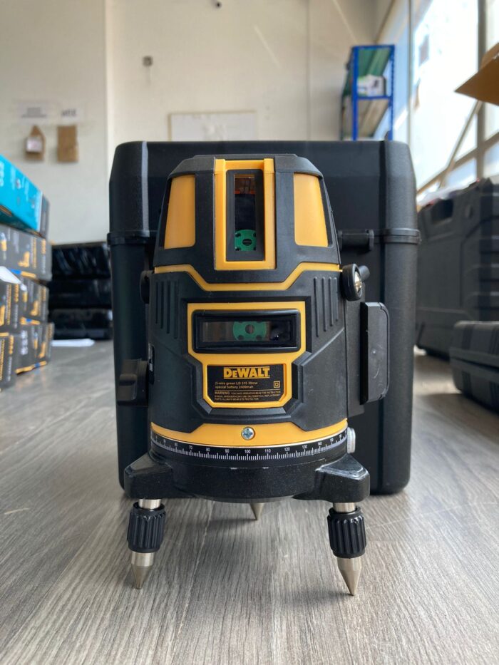 NIVEL 5 LINEAS DEWALT LINEA VERDE