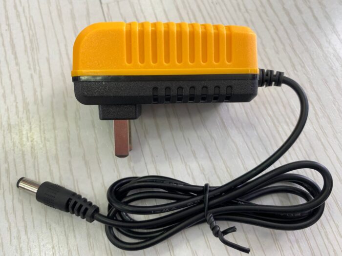 TALADRO DEWALT 24 VOLTIO - Imagen 3