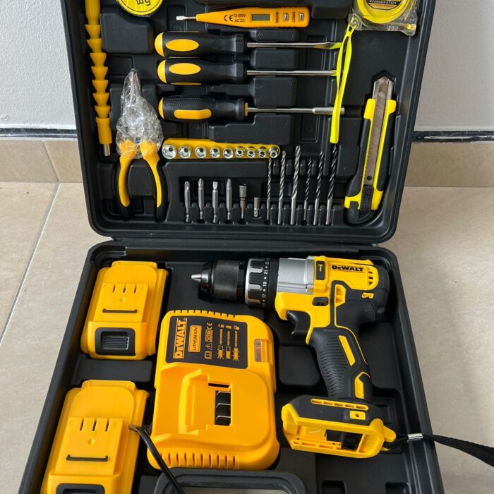Taladro inalámbrico 68voltios con accesorios de 1/2