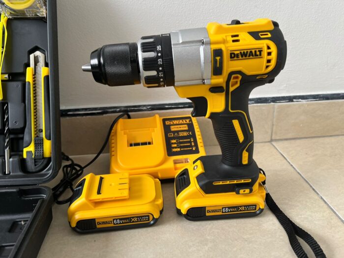 Taladro inalámbrico 68voltios con accesorios de 1/2 - Imagen 4